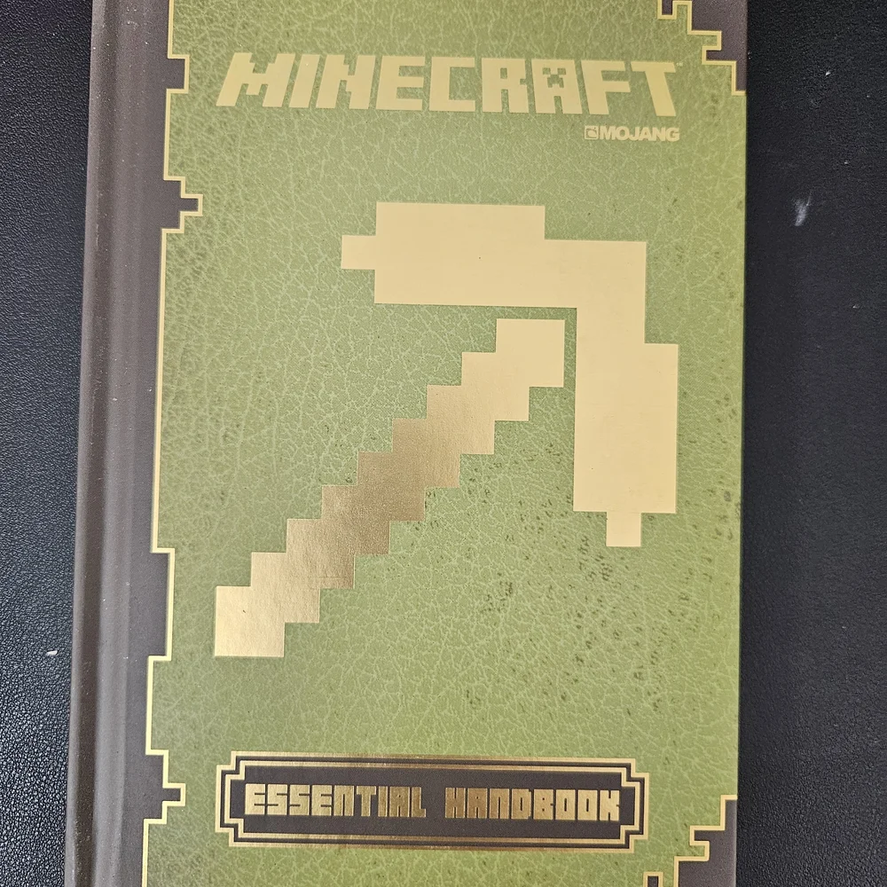 Minecraft: The Complete Handbook Collection Box Set - Picture 7 of 9